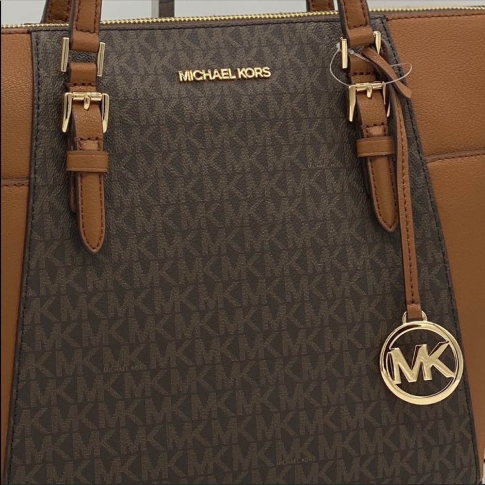 MICHAEL KORS CHARLOTTE LG TZ TOTE BROWN - Picture 13 of 13